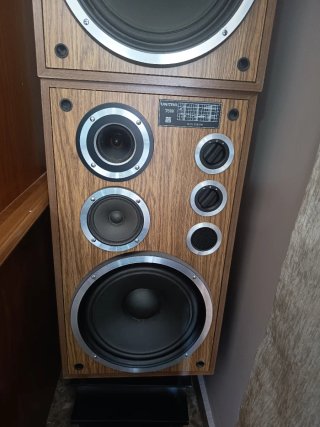 Altavoces Unitra