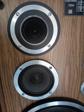 Altavoces Unitra