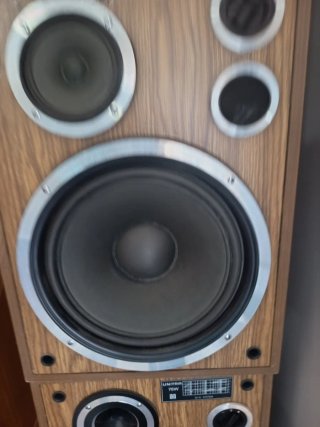 Altavoces Unitra
