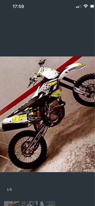 KTM 250cc Motocross Blanca y Amarilla