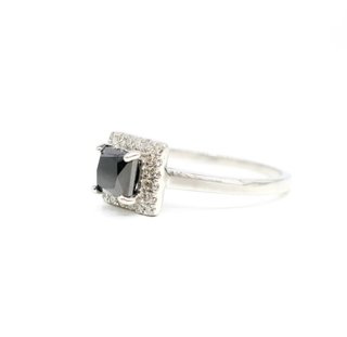 Anillo Platino y Diamantes Negros