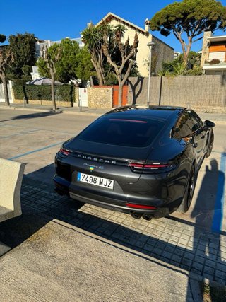 Porsche Panamera 4S