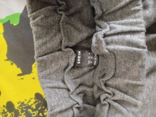 Conjunto Sudadera y Falda Gris