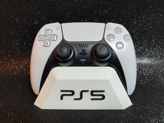 Soporte de Mesa PS5 DualSense - Diseño Minimalista
