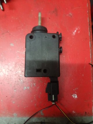 Motor Cierre Tapa Gasolina GM Opel Astra