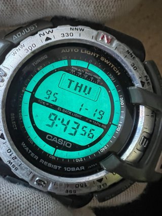 Casio Pro Trek Reloj Digital