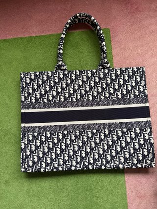 Bolso Dior con monograma