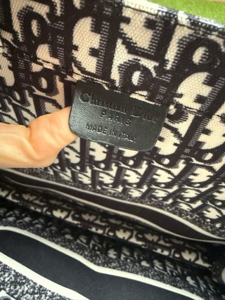 Bolso Dior con monograma