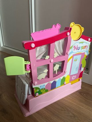 Nenuco Nursery con accesorios