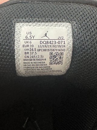 Nike Jordan 1 Mid 39 Nero oro