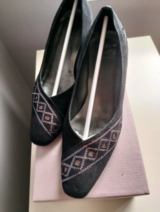 Zapato de salón Asensio negro talla 39