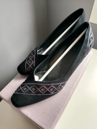 Zapato de salón Asensio negro talla 39