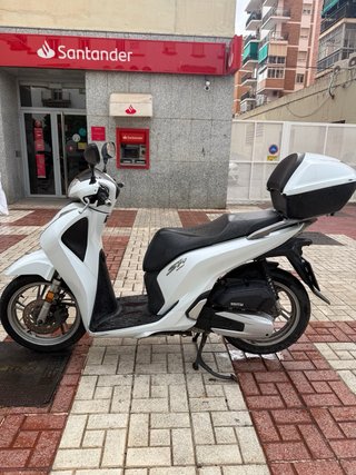 Honda SH 125i Scooter Blanca