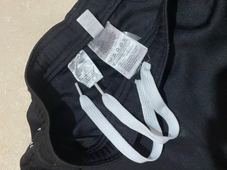 Pantalón Adidas Negro Talla M