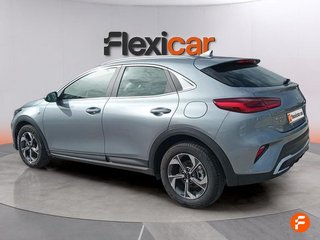 Kia XCeed 1.6 MHEV iMT Concept 100kW (136CV)