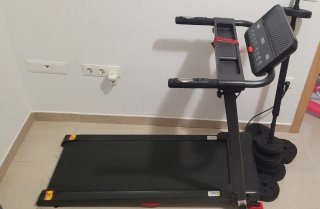 Aparato de gimnasio multifunción y cinta de correr