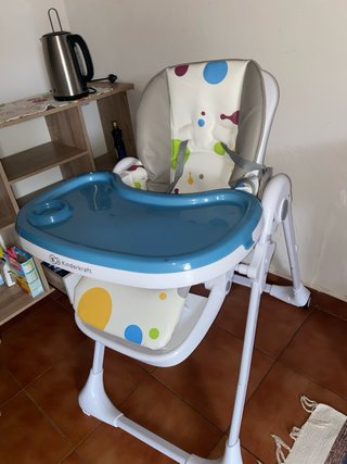 Cadeira de Alimentação Infantil Colorida
