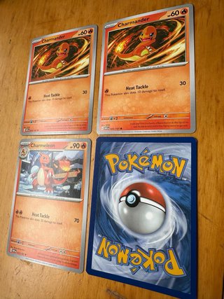 Pack 4 Cartas Pokémon Charmander y Charmeleon
