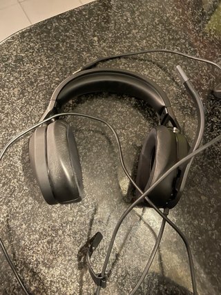 Auriculares Gaming Corsair HS65 Surround