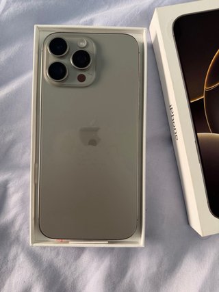 iPhone 16 Pro Max para piezas