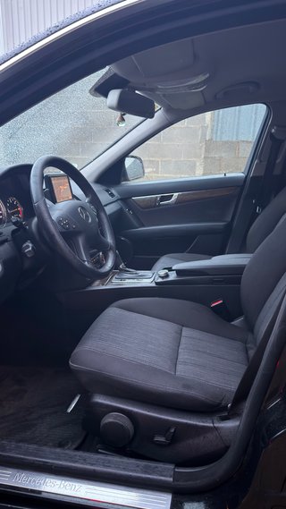 Mercedes C220
