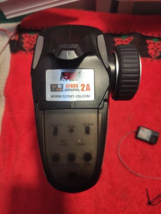 Emisora Flysky GT2E con Receptor