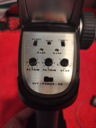 Emisora Flysky GT2E con Receptor