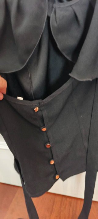 Top Sahoco hombros descubiertos negro