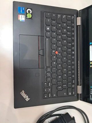 Ordenador portátil Lenovo ThinkPad Yoga Tactil