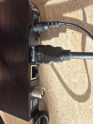 Decodificador TV Orange con mando a distancia