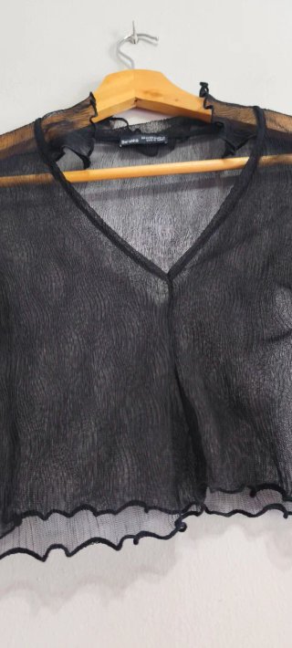 Top transparente negro manga larga