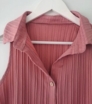 Blusa sin mangas rosa