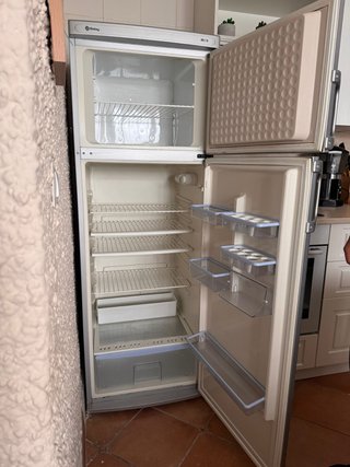 Frigorífico Balay plateado