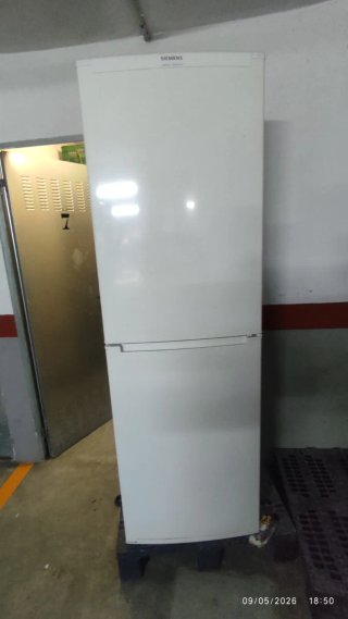 Nevera Siemens Blanca