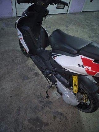 Aprilia SR Ciclomotor Automático