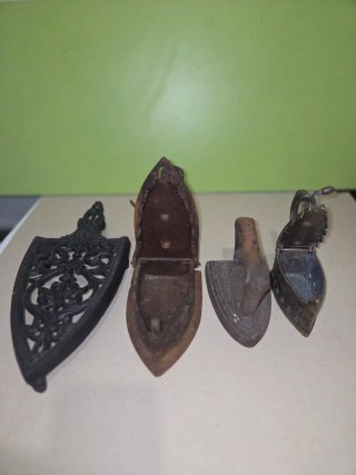 Planchas antiguas de hierro (3 unidades)