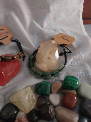 Pulseras de piedra natural ajustables