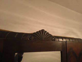 Armario antiguo madera con espejo