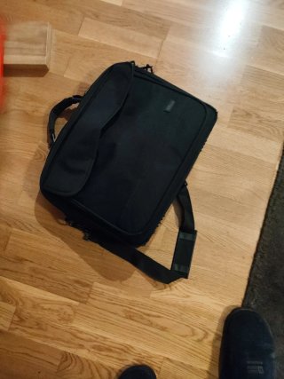 Portátil Samsung SF310 Negro
