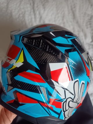 Casco CGM JUNIOR usado un solo día