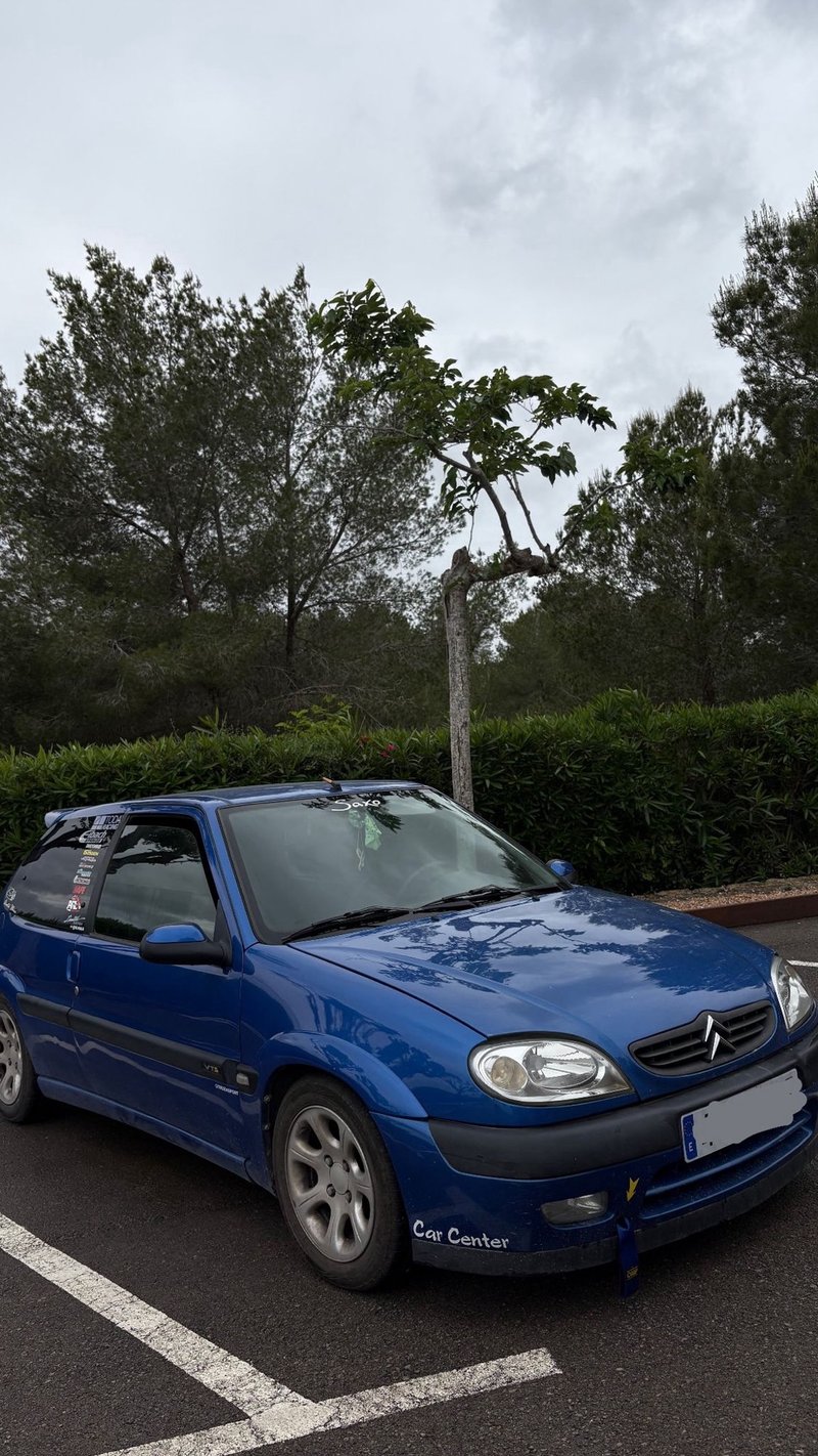 Citroen Saxo VTS - foto 1