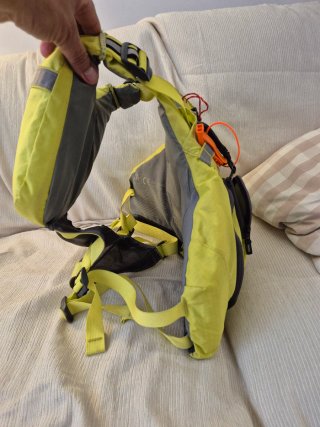 Giubbotto salvagente kayak giallo