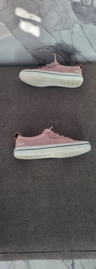 Zapatillas Fila rosas talla 36