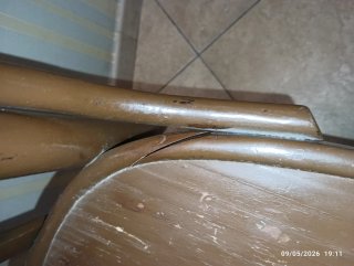 Sedia Thonet in legno marrone. NON poste italiane