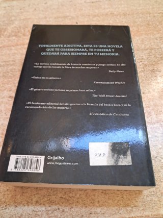Cincuenta sombras más oscuras