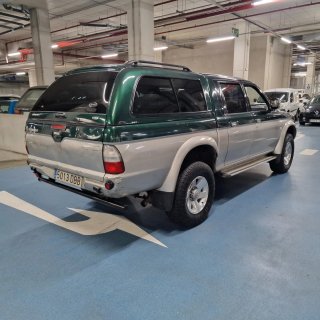 Mitsubishi L200 pick up  nacional clima hard top