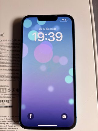 iPhone 13 Azul + Cargador Inalámbrico