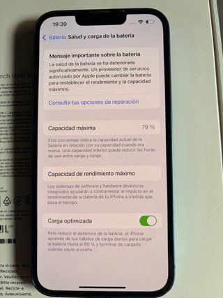 iPhone 13 Azul + Cargador Inalámbrico