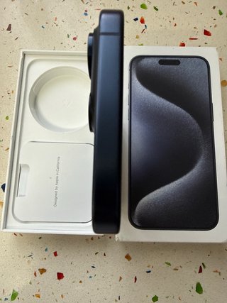 iPhone 15 Pro Max 256 GB Como Nuevo