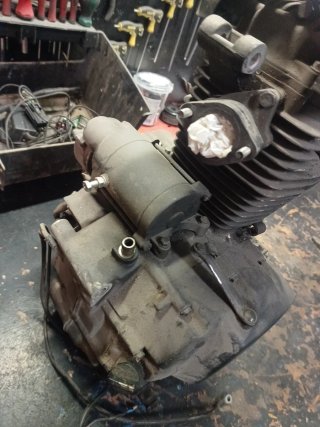 Motor Keeway Superlight 125